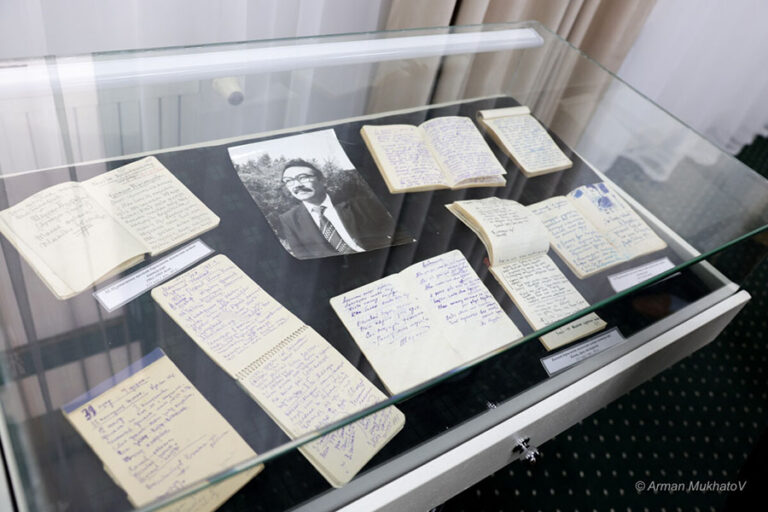 Қаламгерлердің архивтегі мұрасы қалай сақталады?